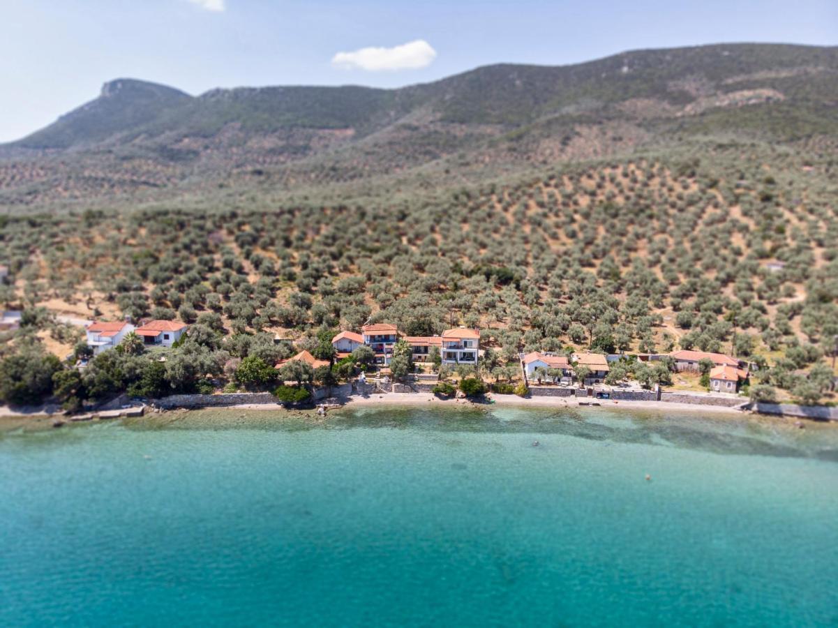 Villas Nies Sourpi Exterior photo