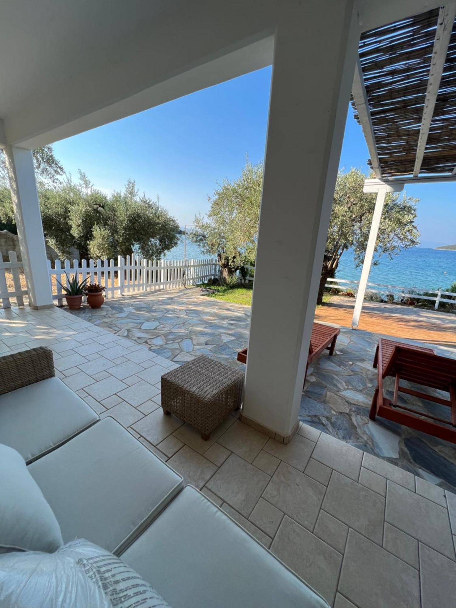 Villas Nies Sourpi Exterior photo